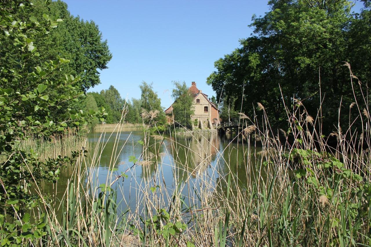 Schmiede Der Wasserburg Liepen Gielow Buitenkant foto